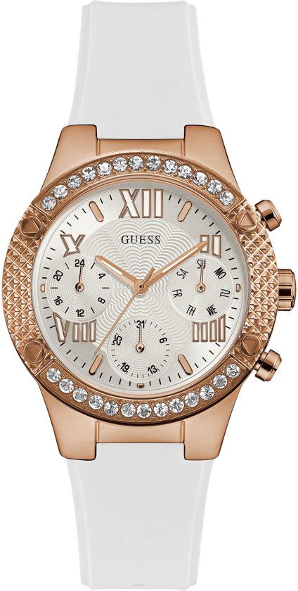 dames watches guess.